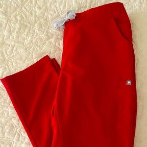 Figs Yola - Medium Red